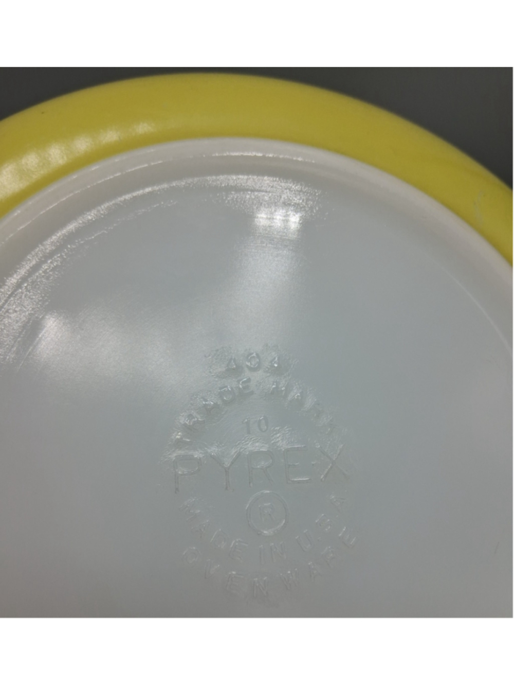Vintage MCM Pyrex USA Nesting Mixing Bowl Set x4 Primary Colors 401 402 403 404 - Picture 8 of 12